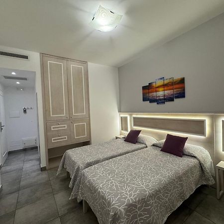 B&B Holiday Tropea Bagian luar foto