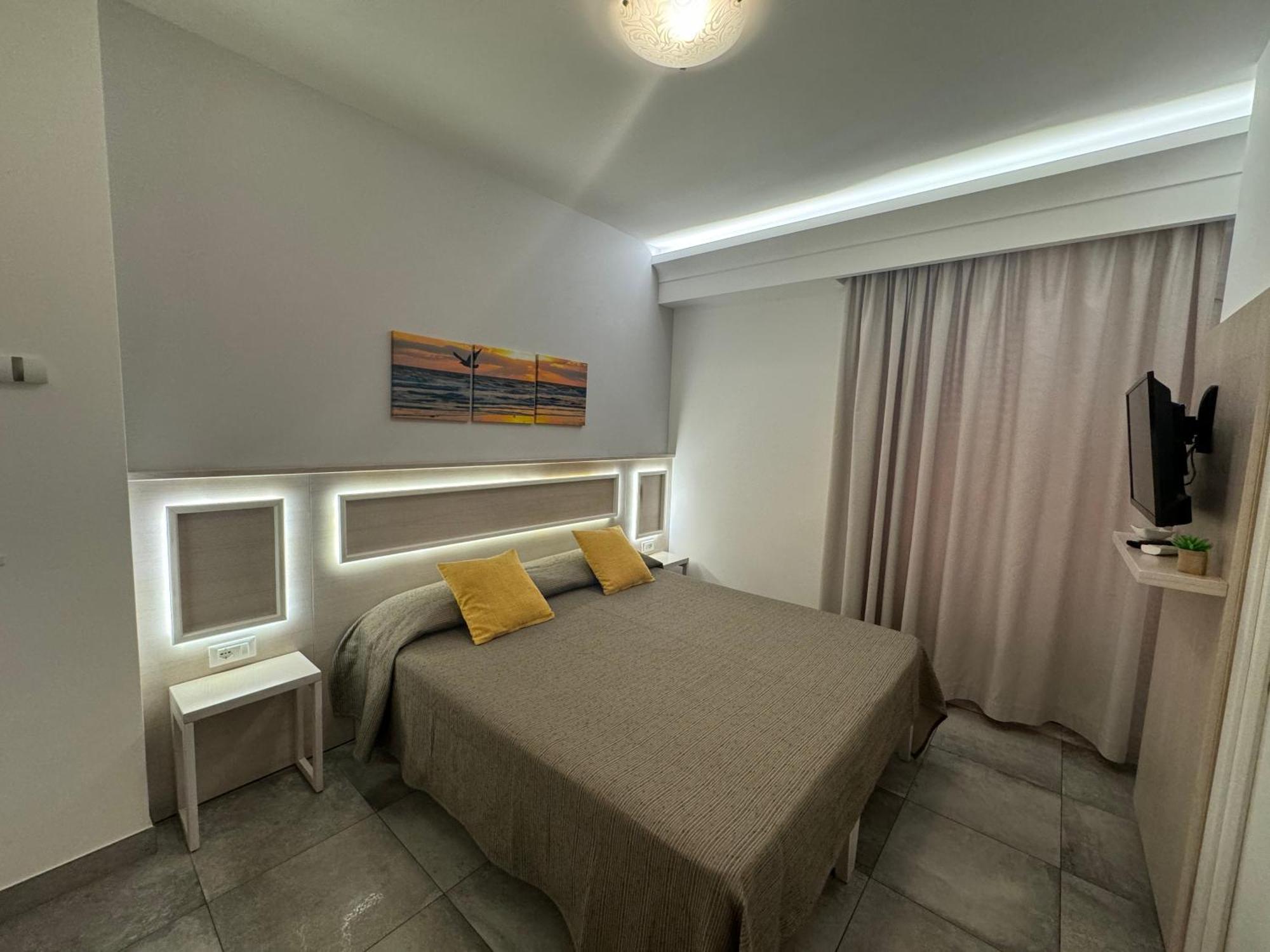 B&B Holiday Tropea Bagian luar foto