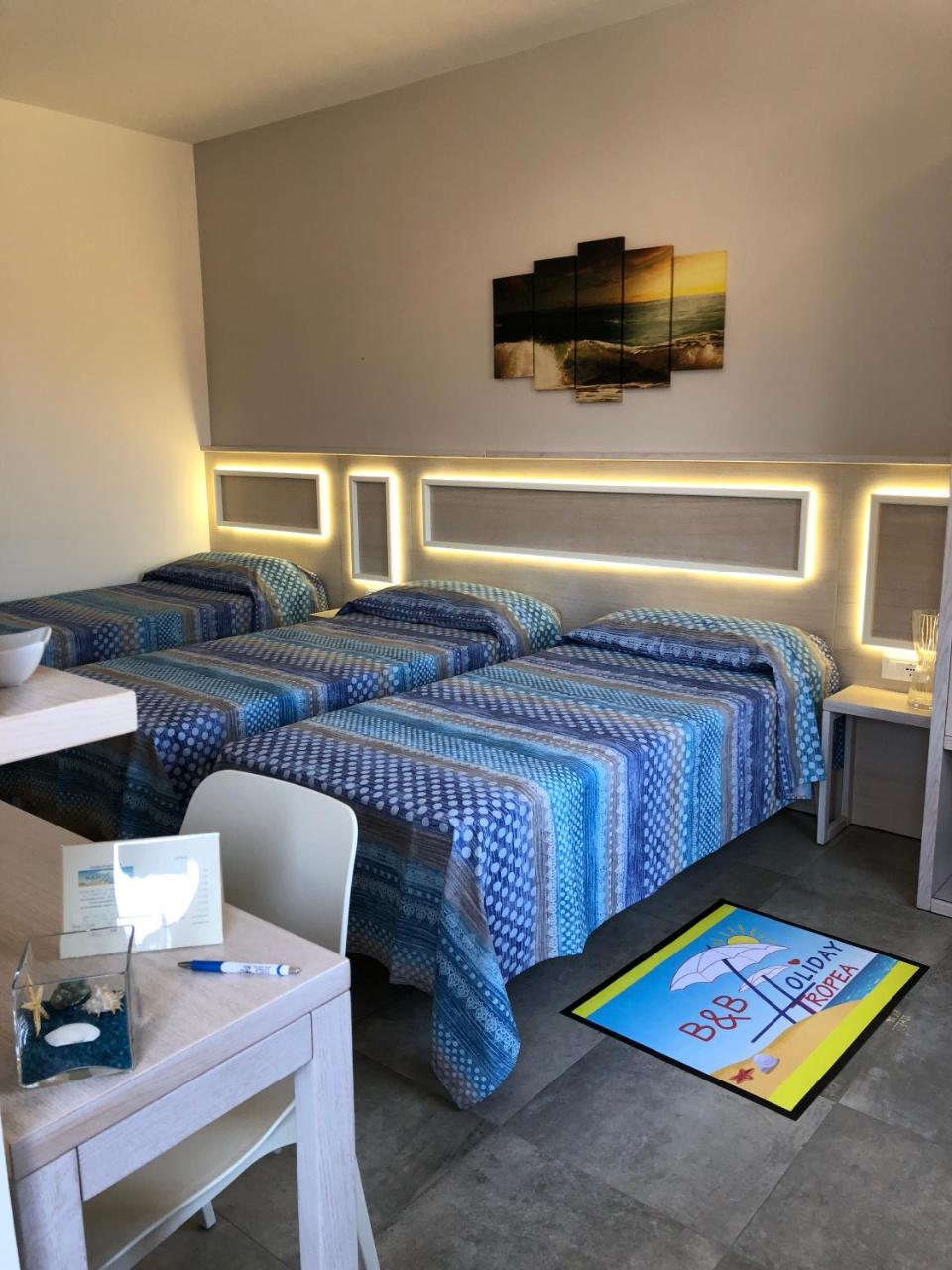 B&B Holiday Tropea Bagian luar foto